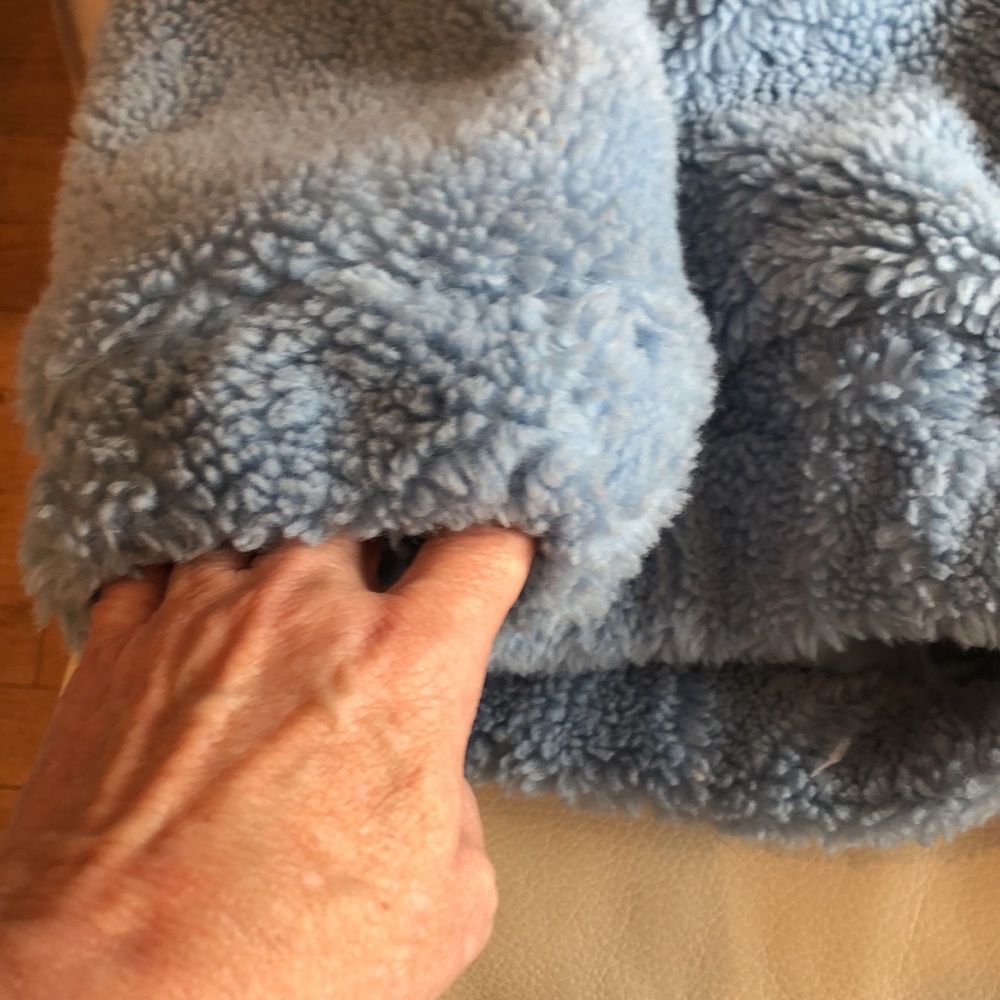 Urban Outfitters light blue fuzzy fleece jacket - Picture 5 of 7